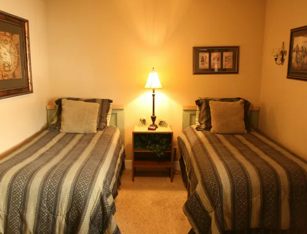 Monroe Street Suites hotel detail image 4