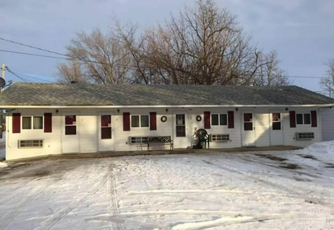 Town N' Country Motel hotel hero