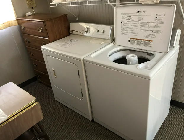 Town N' Country Motel hotel detail image 3