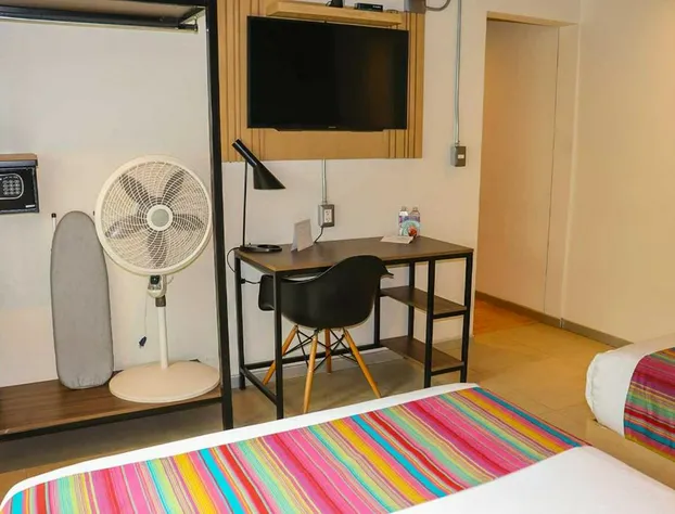 Hotel Estancias VIVE MX wtc CDMX, Trademark by Wyndham hotel detail image 4