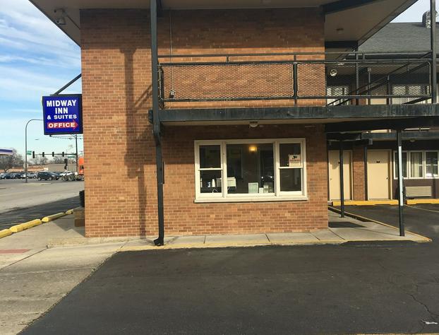 Midway Inn & Suites hotel detail image 1