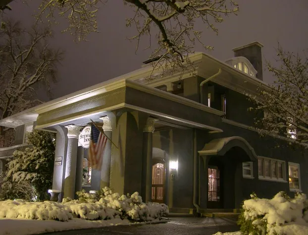 Stewart Inn hotel detail image 1