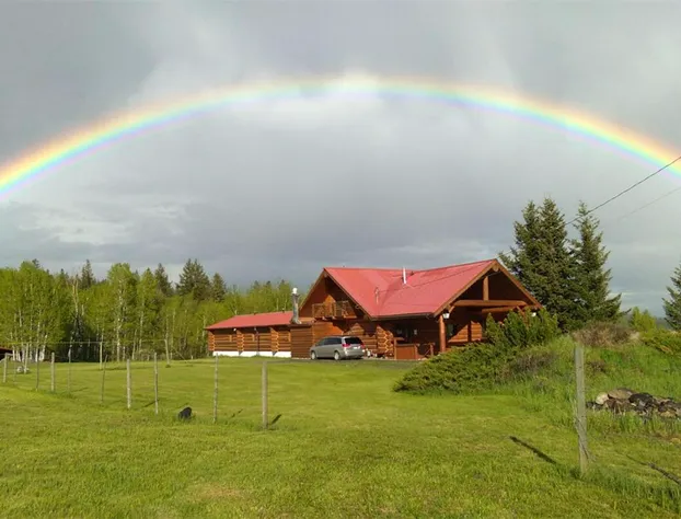 Cariboo Log Guest House hotel detail image 3