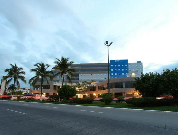 One Puerto Vallarta Aeropuerto hotel detail image 3