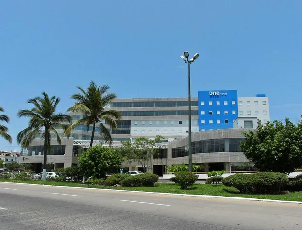 One Puerto Vallarta Aeropuerto hotel detail image 2