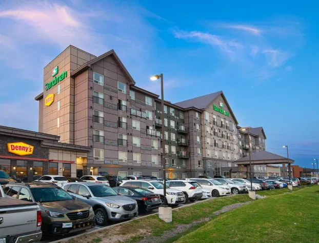 Sandman Hotel Hamilton hotel detail image 1