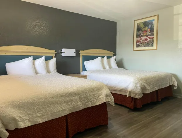 Stratford Inn hotel detail image 3