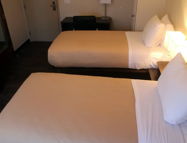 Shale Lodge Three Rivers hotel detail image 3