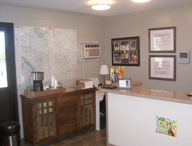 Ivanhoe Motel hotel detail image 3