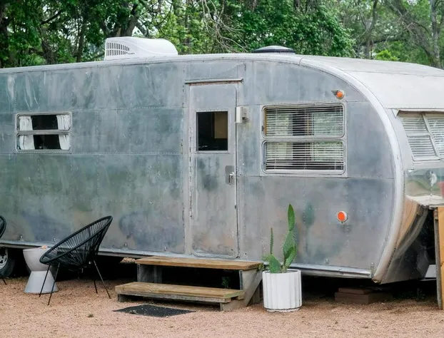 Camp Comfort hotel detail image 1