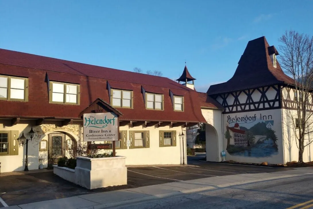 Helendorf River Inn, Suites & Conference Center hotel hero