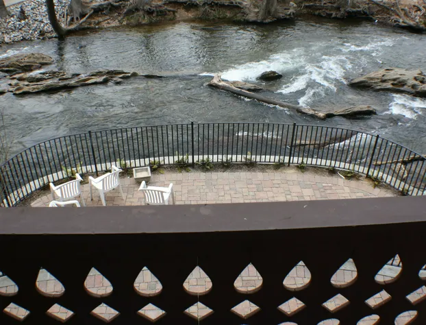 Helendorf River Inn, Suites & Conference Center hotel detail image 3