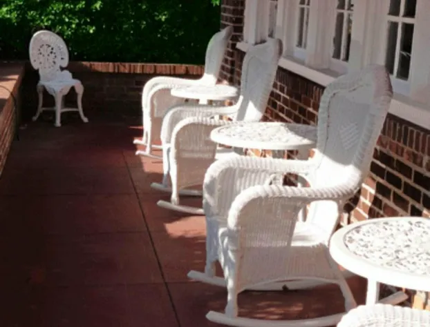 Plymouth Inn hotel detail image 1