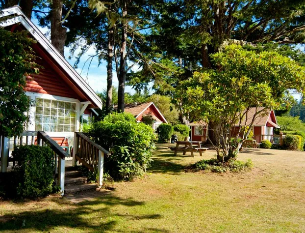 View Crest Lodge hotel detail image 2