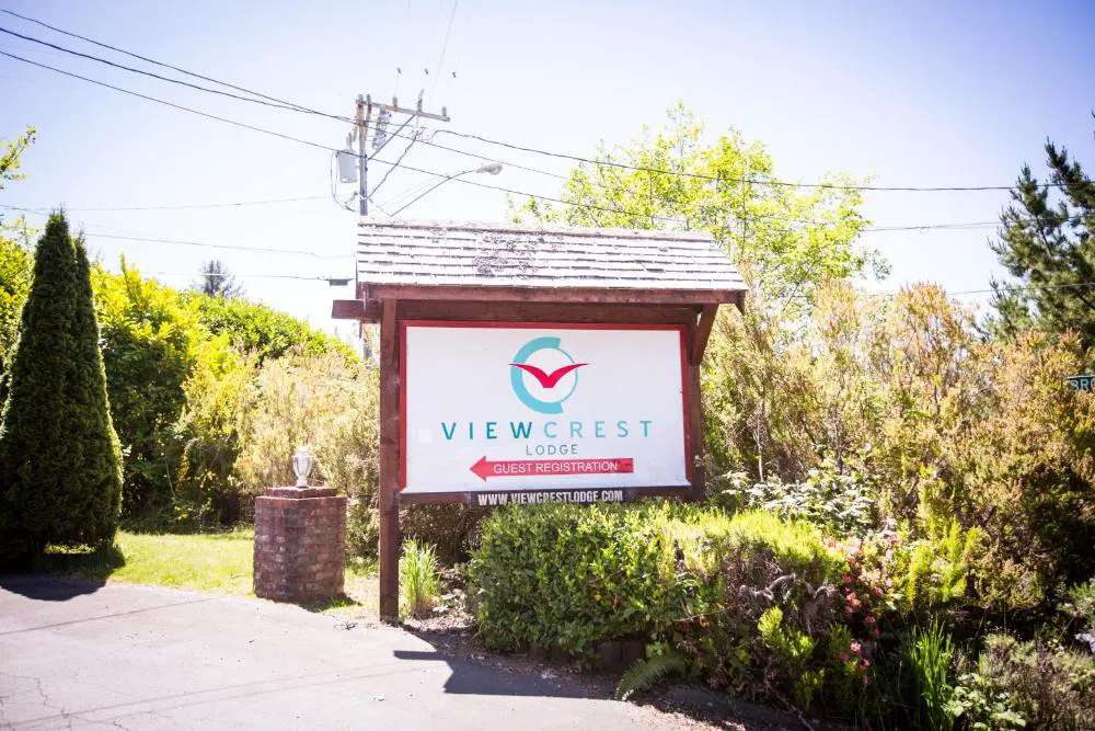 View Crest Lodge hotel hero