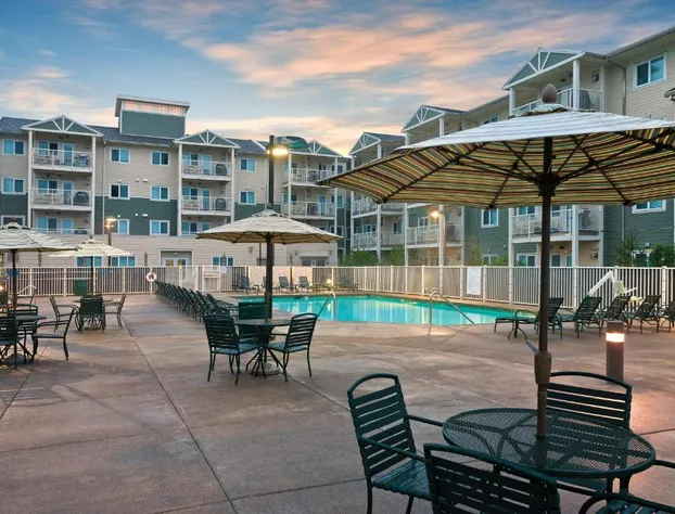 WorldMark Long Beach hotel detail image 1