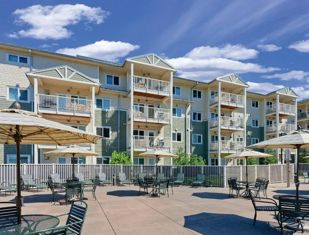 WorldMark Long Beach hotel detail image 3