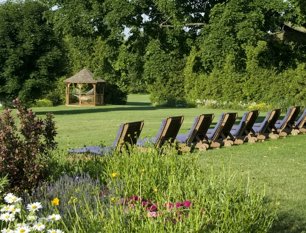 Ste. Anne's Spa hotel detail image 4