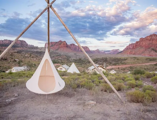 Under Canvas Zion hotel detail image 3