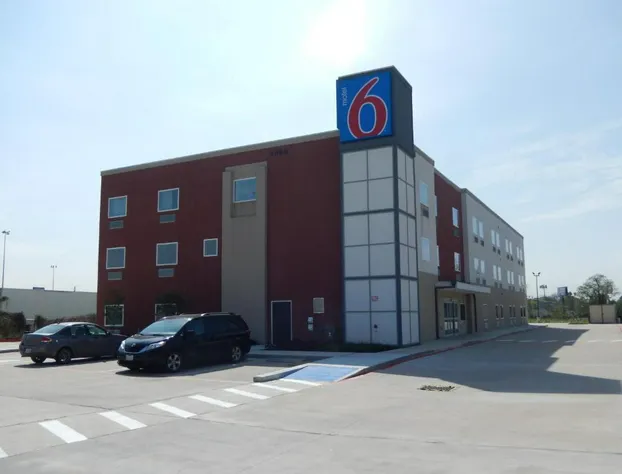 Knights Inn Houston hotel detail image 1