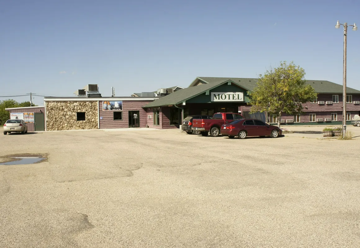 The Galley Hotel Bar and Grill hotel hero