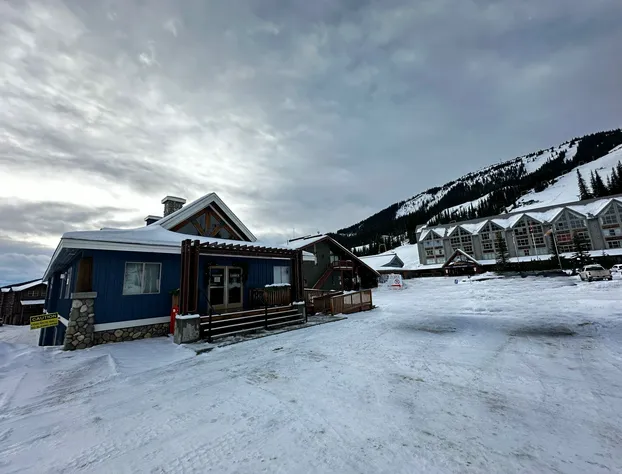 Apex Mountain Lodge hotel detail image 1