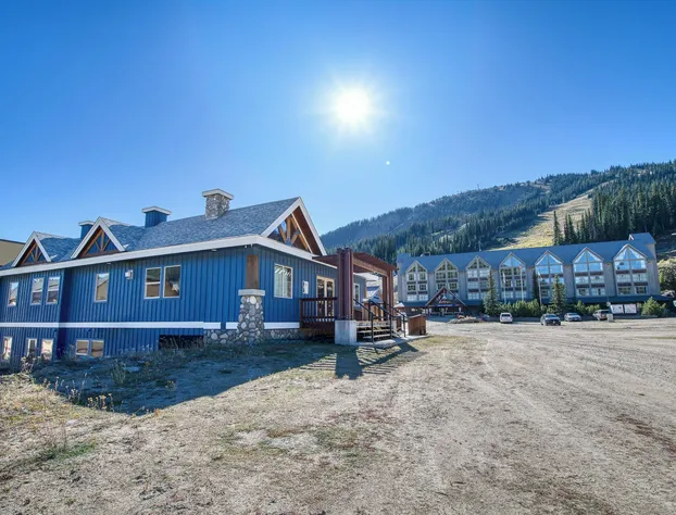 Apex Mountain Lodge hotel detail image 4