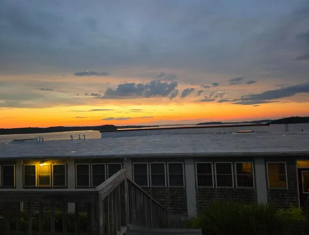 The Inn on the Wharf hotel detail image 2