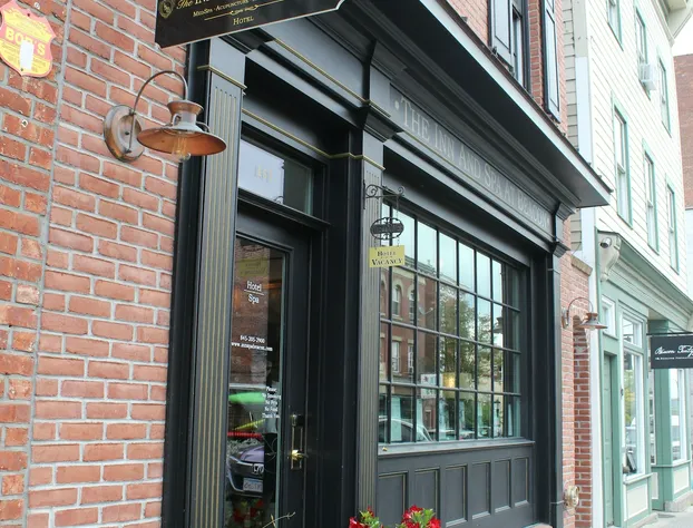 The Dutchess Inn and Spa at Beacon hotel detail image 2