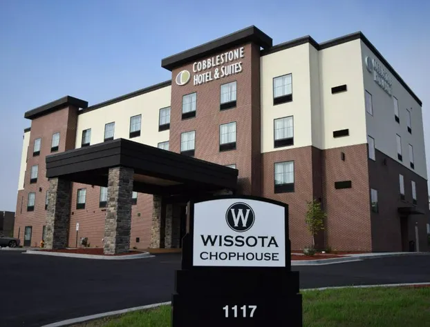 Cobblestone Hotel & Suites – Stevens Point hotel detail image 1