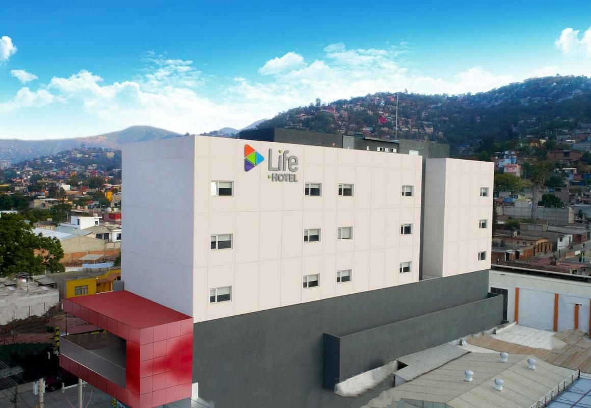 Life Hotel hotel hero