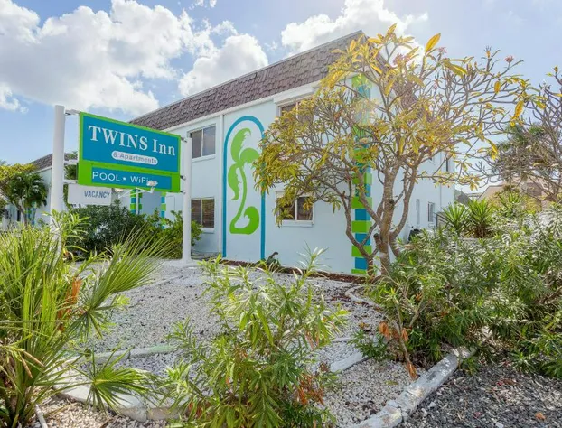 Twins Inn & Apartments hotel detail image 1