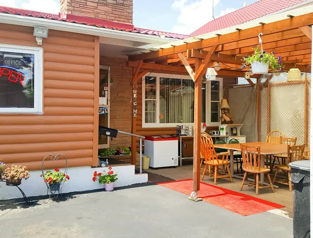 Alpine Motel hotel detail image 1