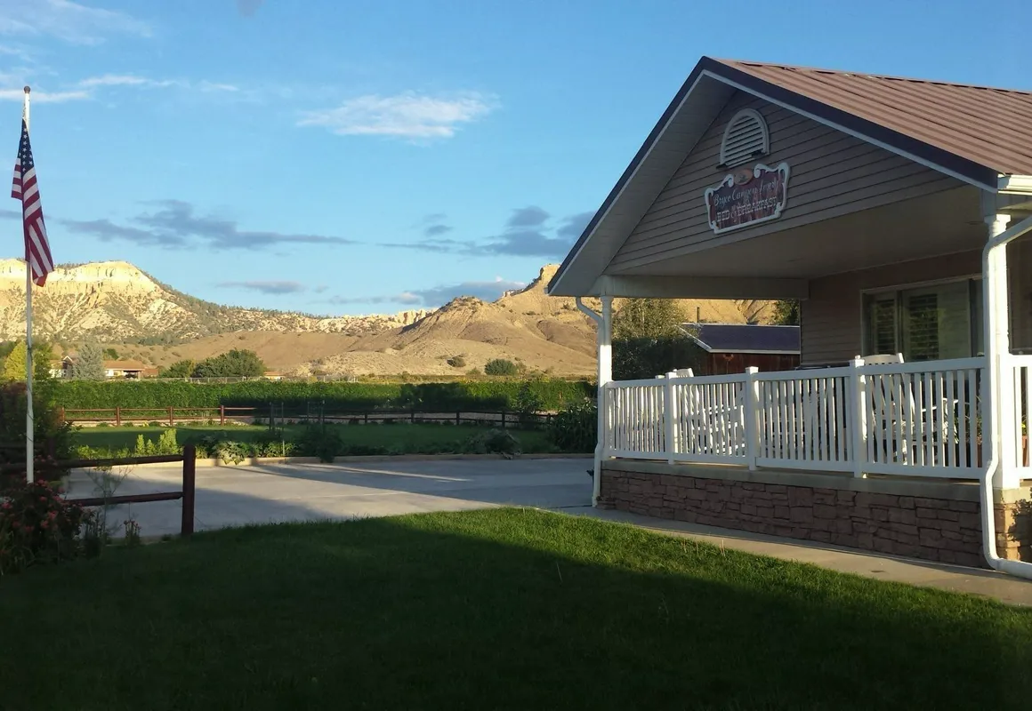 Bryce Canyon Livery Bed & Breakfast hotel hero