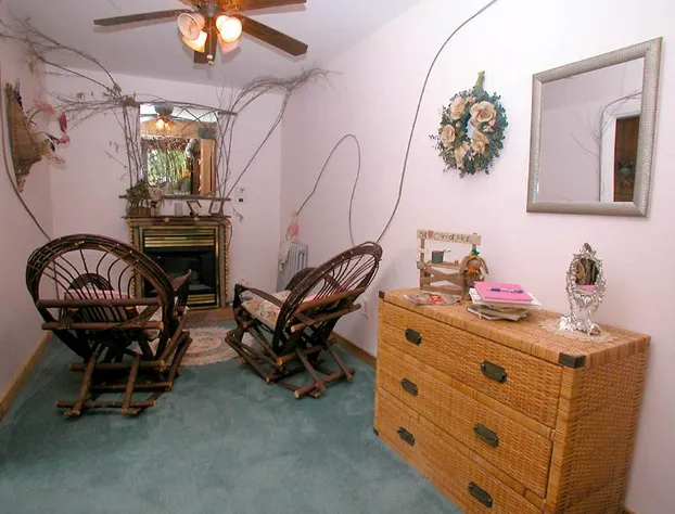 Wikiup Bed & Breakfast hotel detail image 3