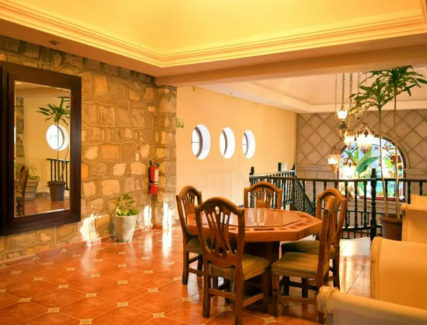 Hotel Valles hotel detail image 4
