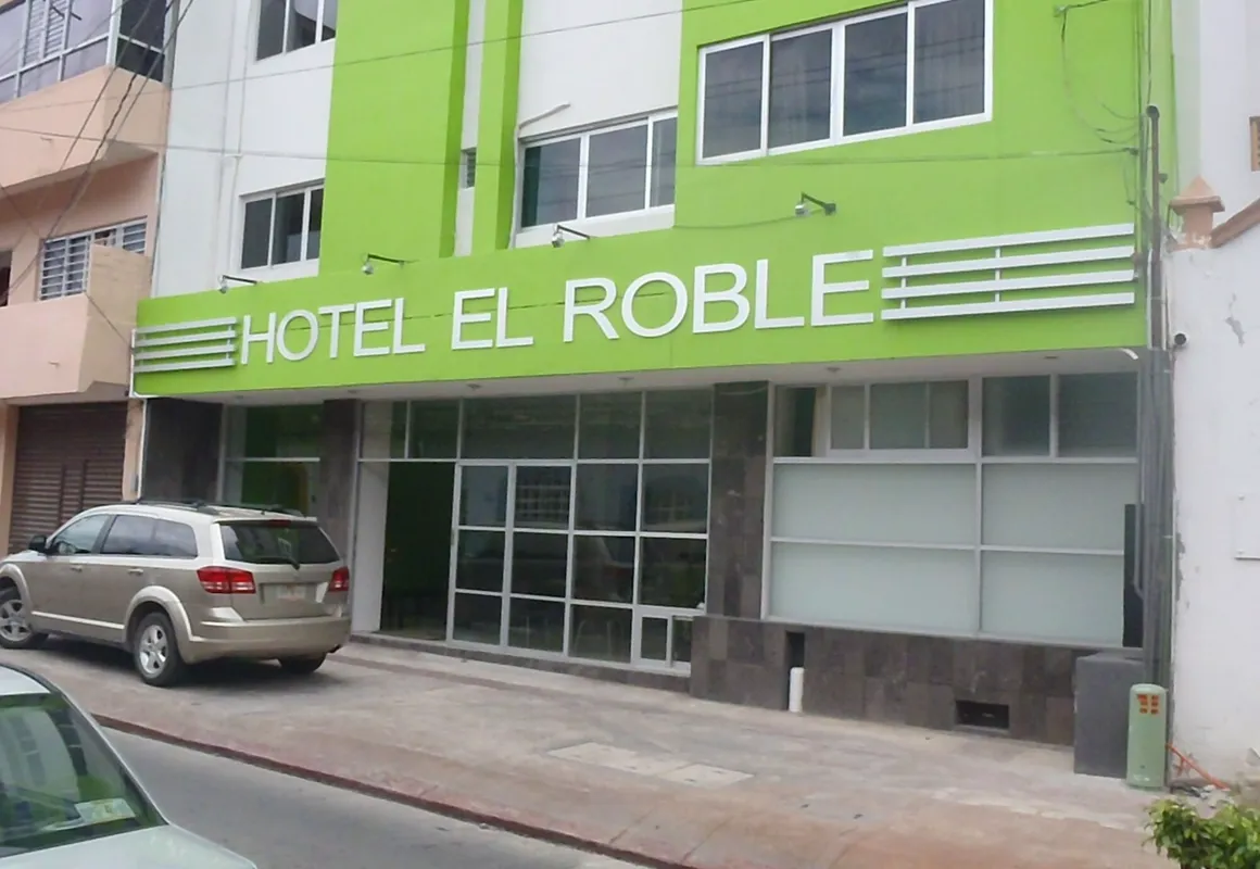 Hotel El Roble hotel hero