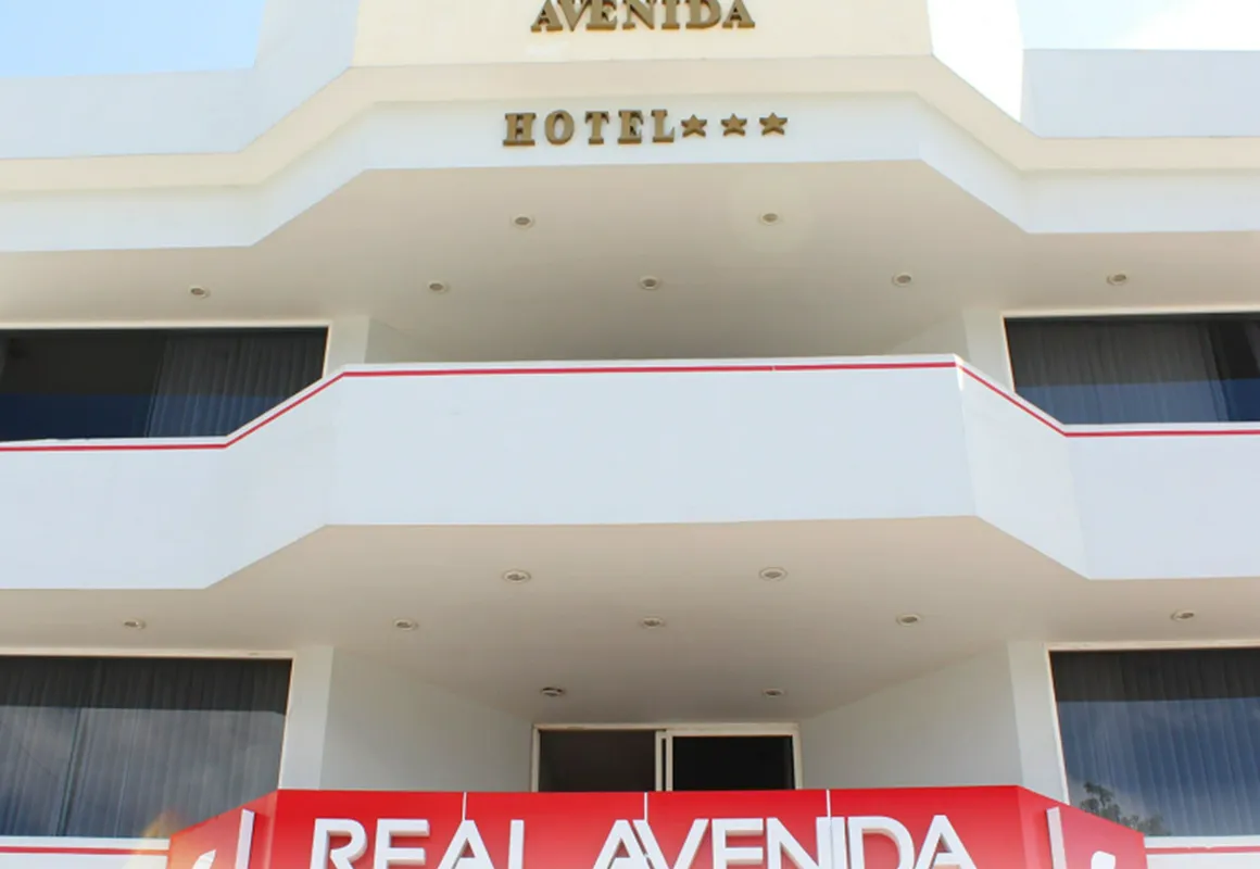 Real Avenida Hotel hotel hero
