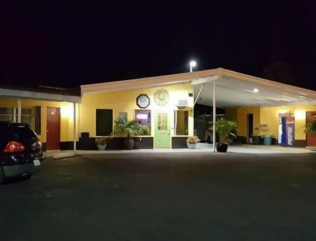 Tropicana Motel Wauchula hotel detail image 1