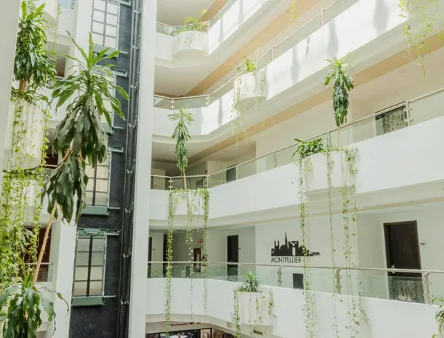 Paris FC HOTEL hotel detail image 1