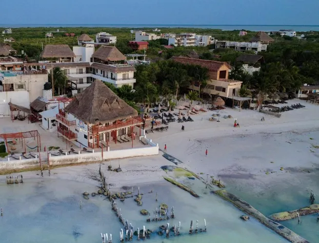 Golden Paradise Beach hotel detail image 4