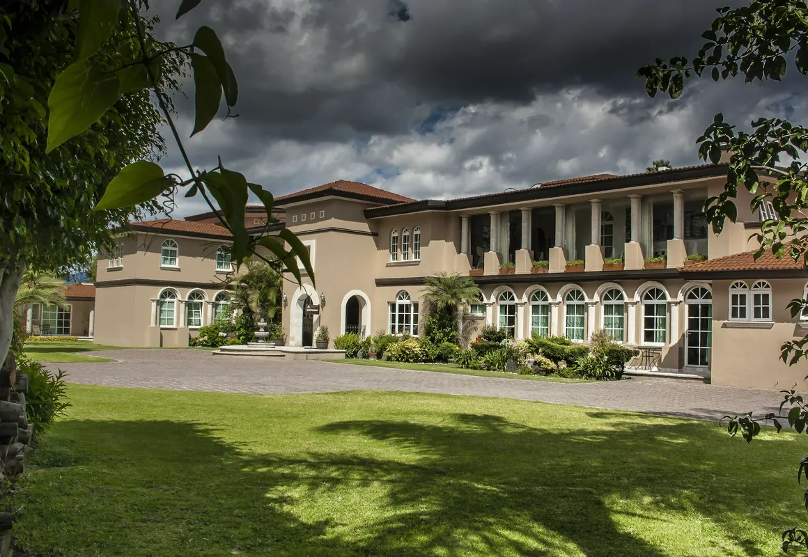 La Esmeralda en el Encanto Hotel Petit hotel hero