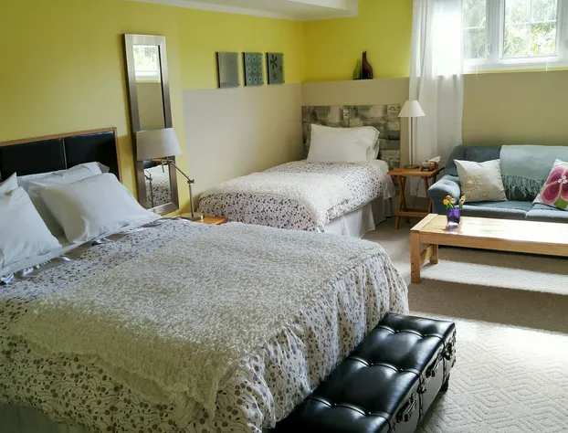 Opus 74 Bed & Breakfast hotel detail image 4