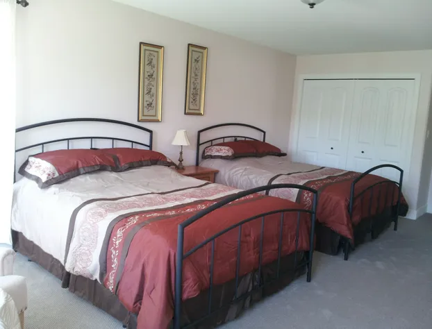 Harvelle House Bed & Breakfast hotel detail image 3