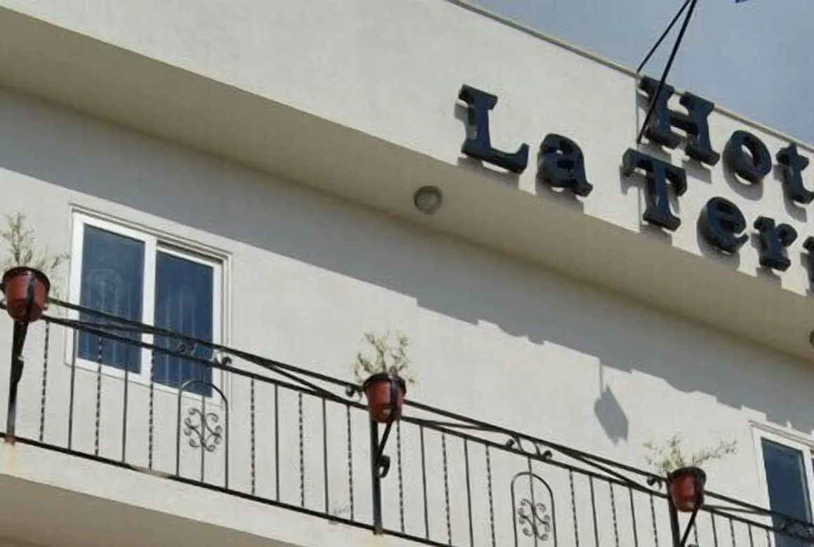 Hotel La Terminal hotel hero