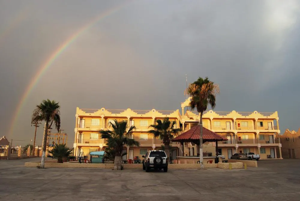 Hotel Plaza Peñasco hotel hero