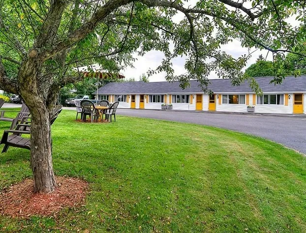 Picket Fence Motel hotel detail image 1