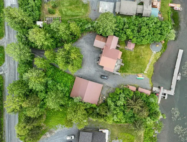 Bear Lake Lodgings Bed & Breakfast hotel detail image 1