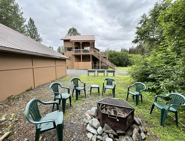 Bear Lake Lodgings Bed & Breakfast hotel detail image 4