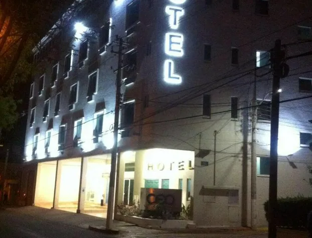 CEO Hotel Business Class hotel detail image 1